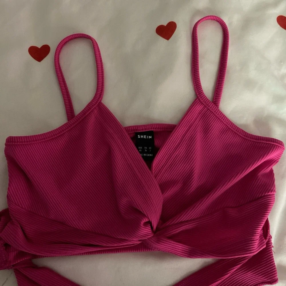 Top - Picture 4 of 4